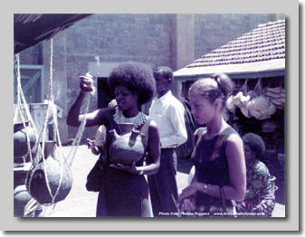 Judy Welch in the Pot Market, Nairobi 